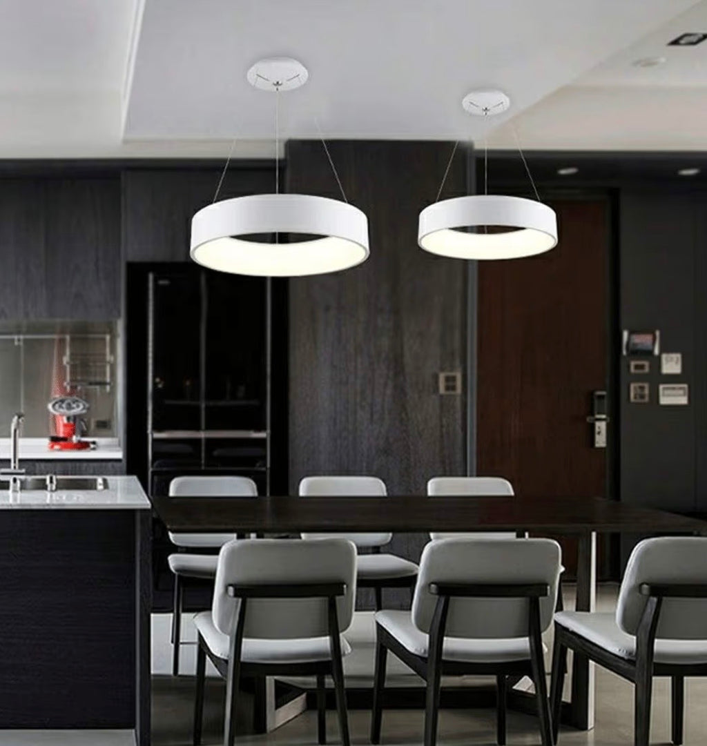 ثريّا فاريلا