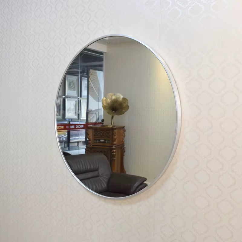 مرآة دائرية مضيئة بإطار فضي مع تحكم باللمس