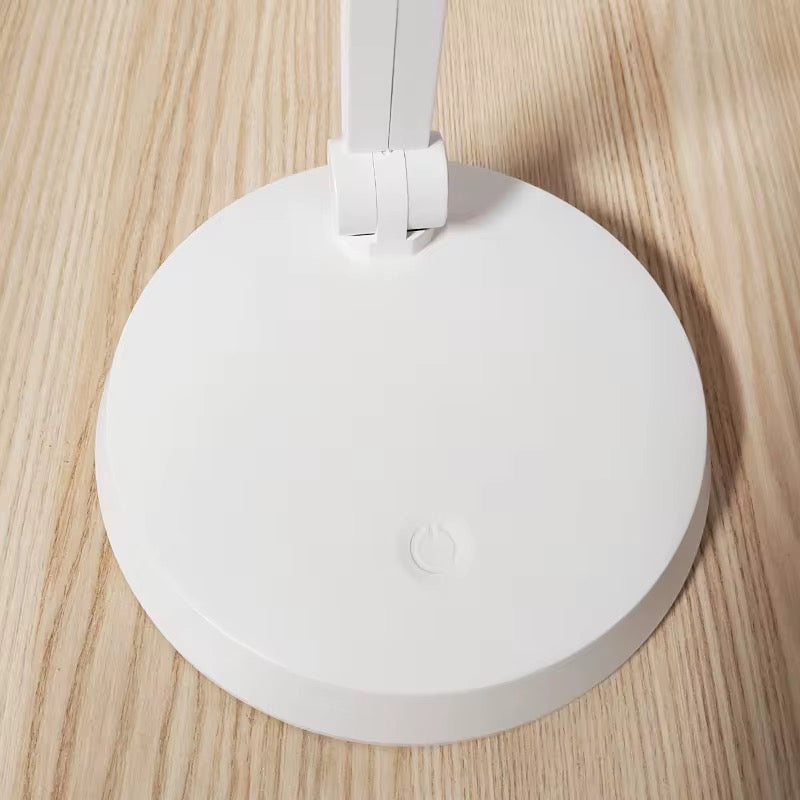 مصباح مكتبي LED  – تصميم عصري وأداء عملي