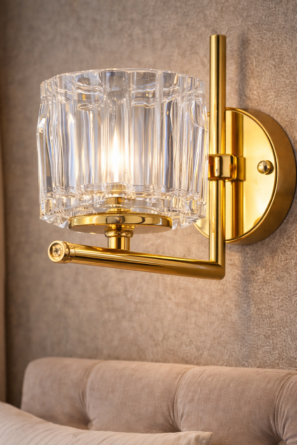 إضاءة جدارية جولدن هالو