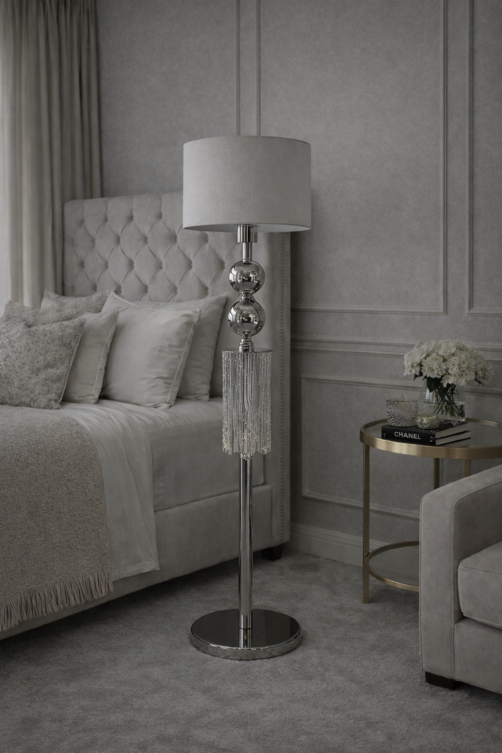 ستاند لامب سيرافينا