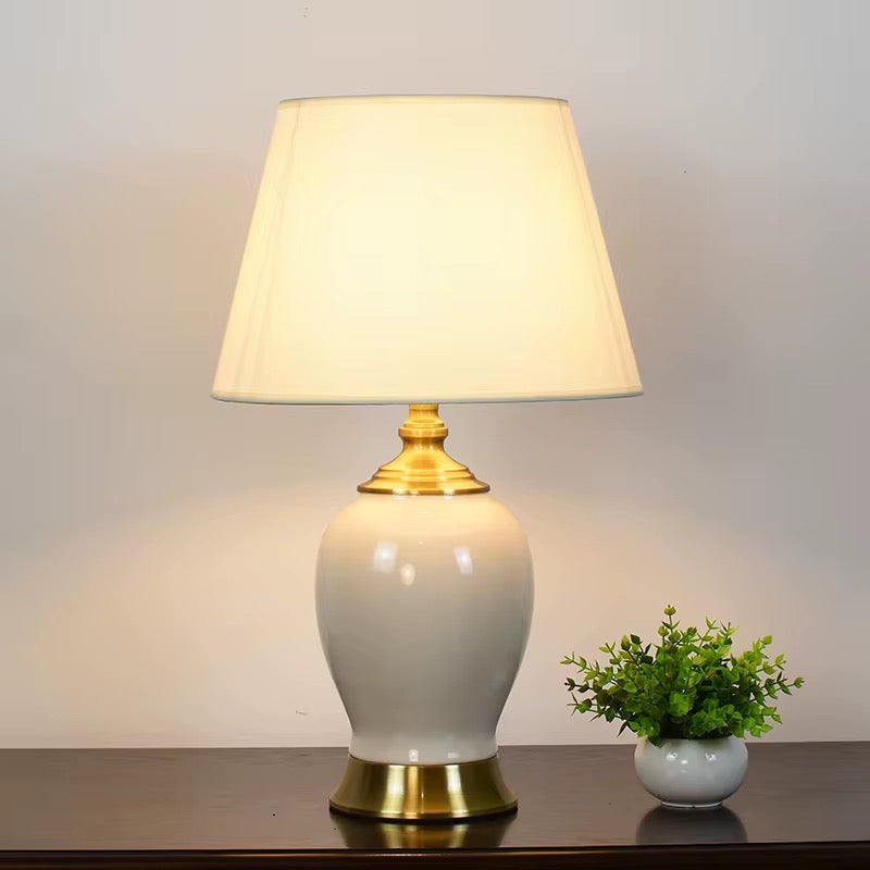 تيبل لامب لبّ