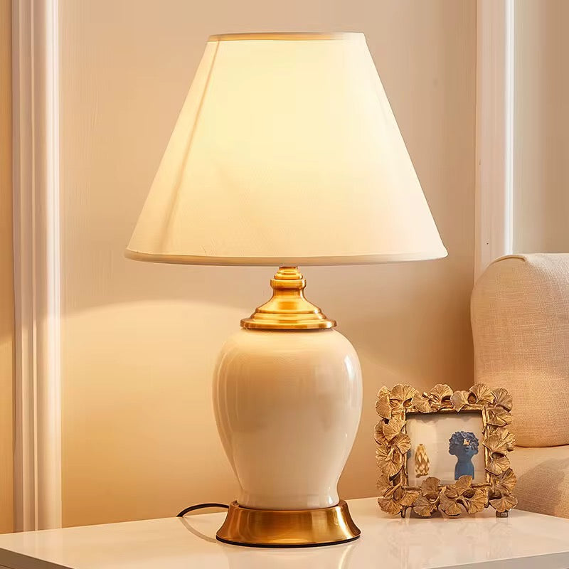 تيبل لامب لبّ